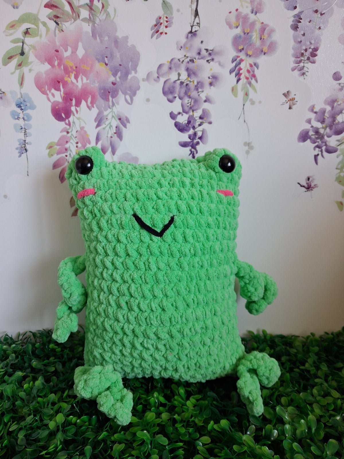 Extra large leggy frog