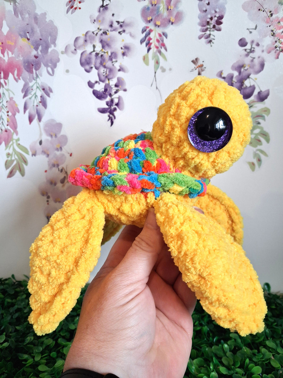 Sea turtle - yellow